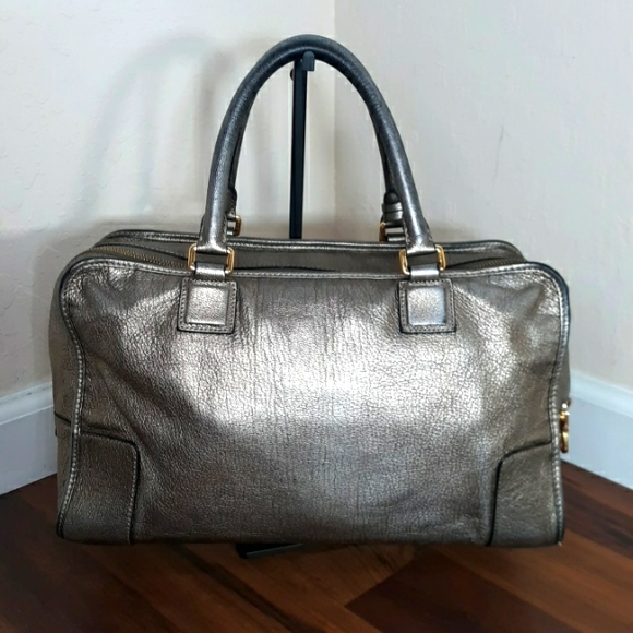 Loewe Amazona 35 Silver Handbag With Lock and Key - Picture 6 of 16